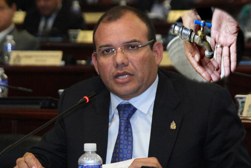 Imagen de Diputado presenta proyecto para suspender el cobro del servicio de agua potable en aquellos lugares que no llega por más de 30 días