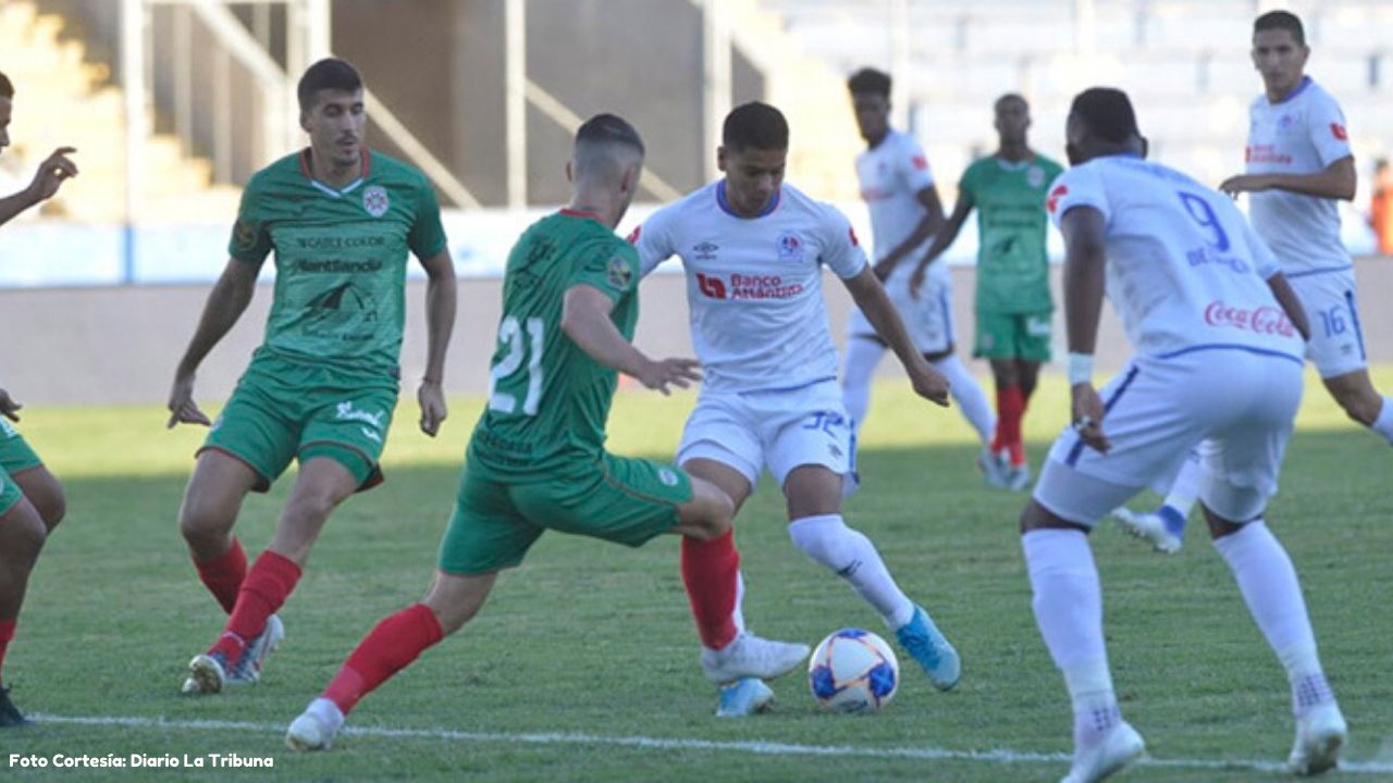 Olimpia goleó 5-0 a Marathón en el Estadio Nacional por la jornada 9