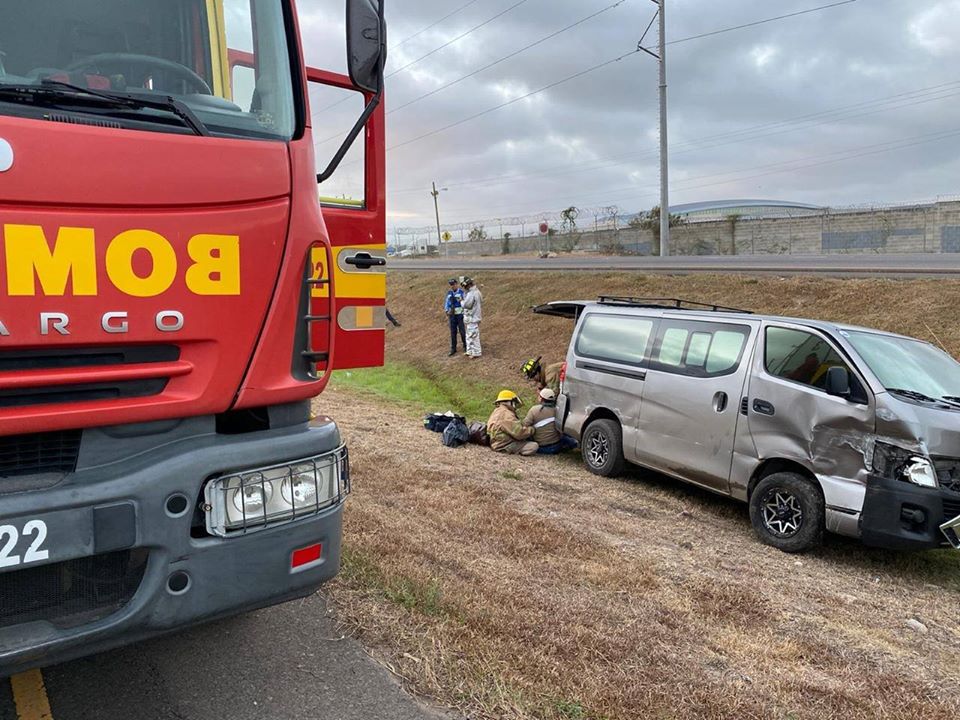 Una persona lesionada deja accidente frente a Palmerola
