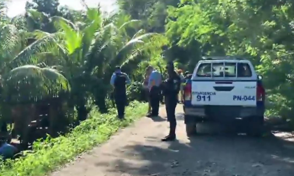 Semidesnuda y degollada encuentran a una mujer en Jutiapa, Atlántida