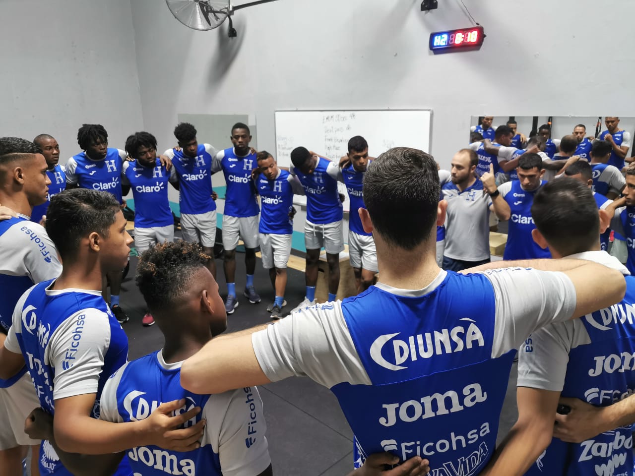 Imagen de Tres novedades para el segundo microciclo de la Sub-23 de Honduras