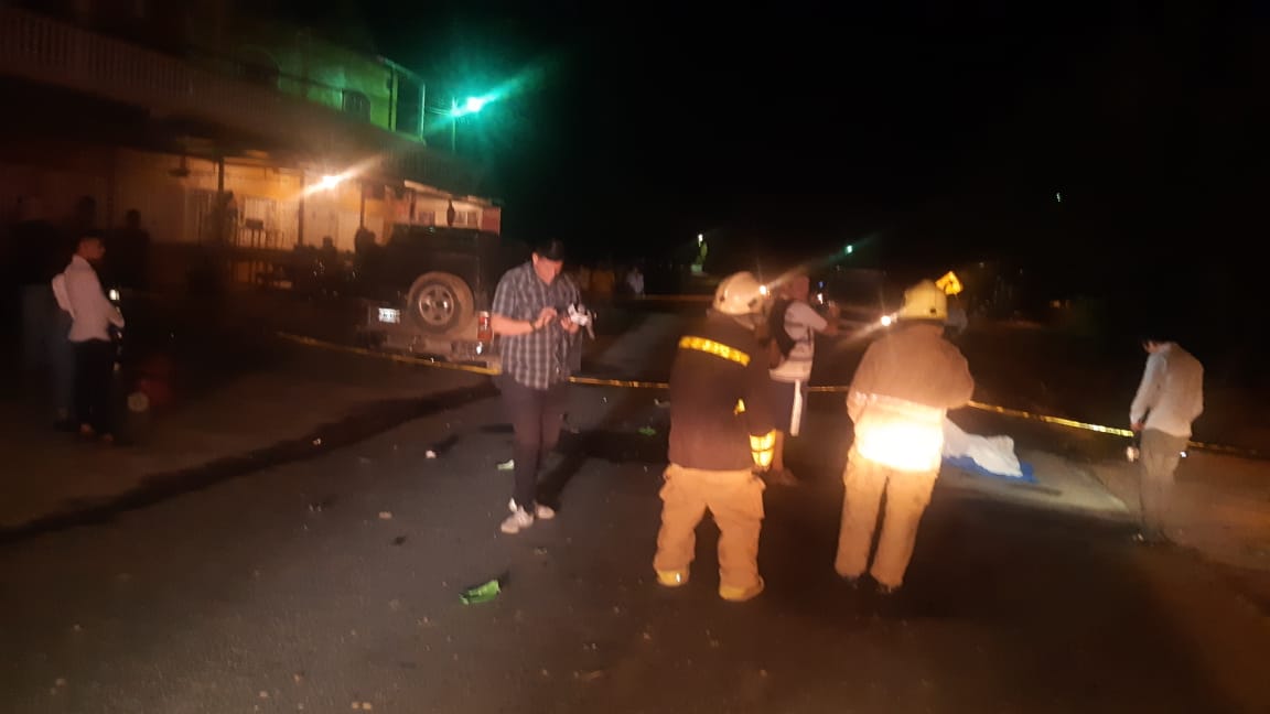 Calcinado muere hondureño tras incendiarse su motocicleta luego de impactar con un vehículo
