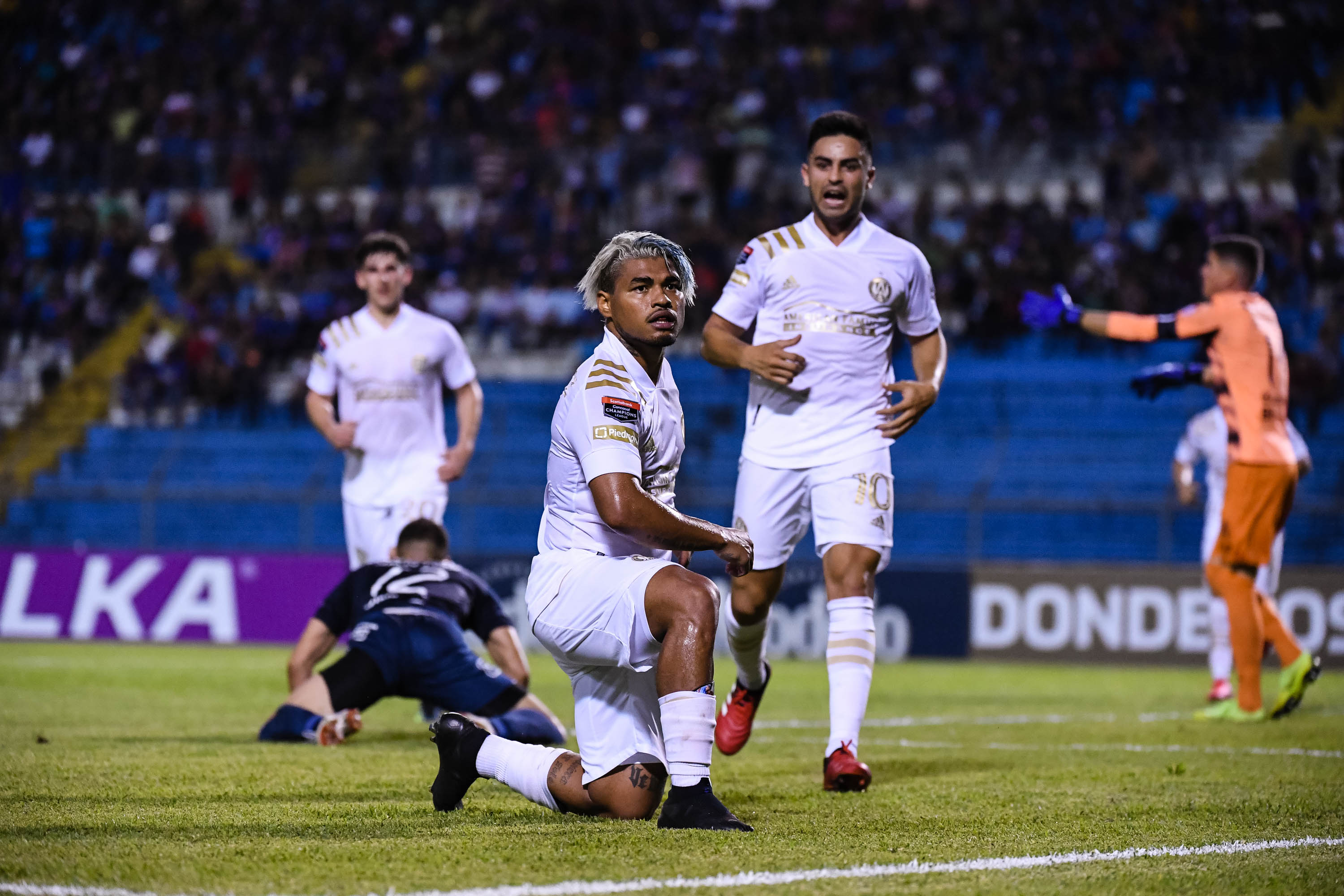 Imagen de Motagua deja escapar el triunfo ante el Atlanta United en la ida de los octavos de la Concachampions