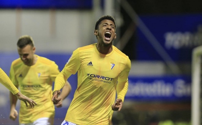 "Choco" Lozano anota en el empate entre Cádiz y Lugo