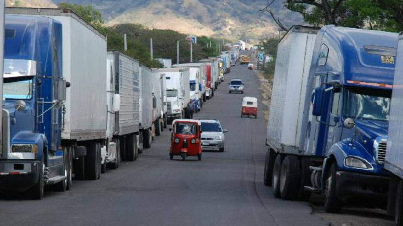 Aduanas terrestres entre Honduras y El Salvador agilizarán procesos ante emergencias por coronavirus