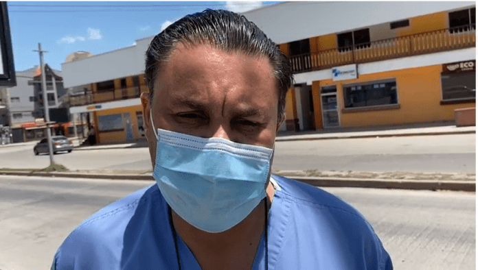 El mejor homenaje a la doctora fallecida por covid-19 es "no salir de sus casa", dice el doctor Umaña