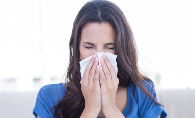 Conozca las diferencias entre los síntomas del Covid-19, influenza y alergia