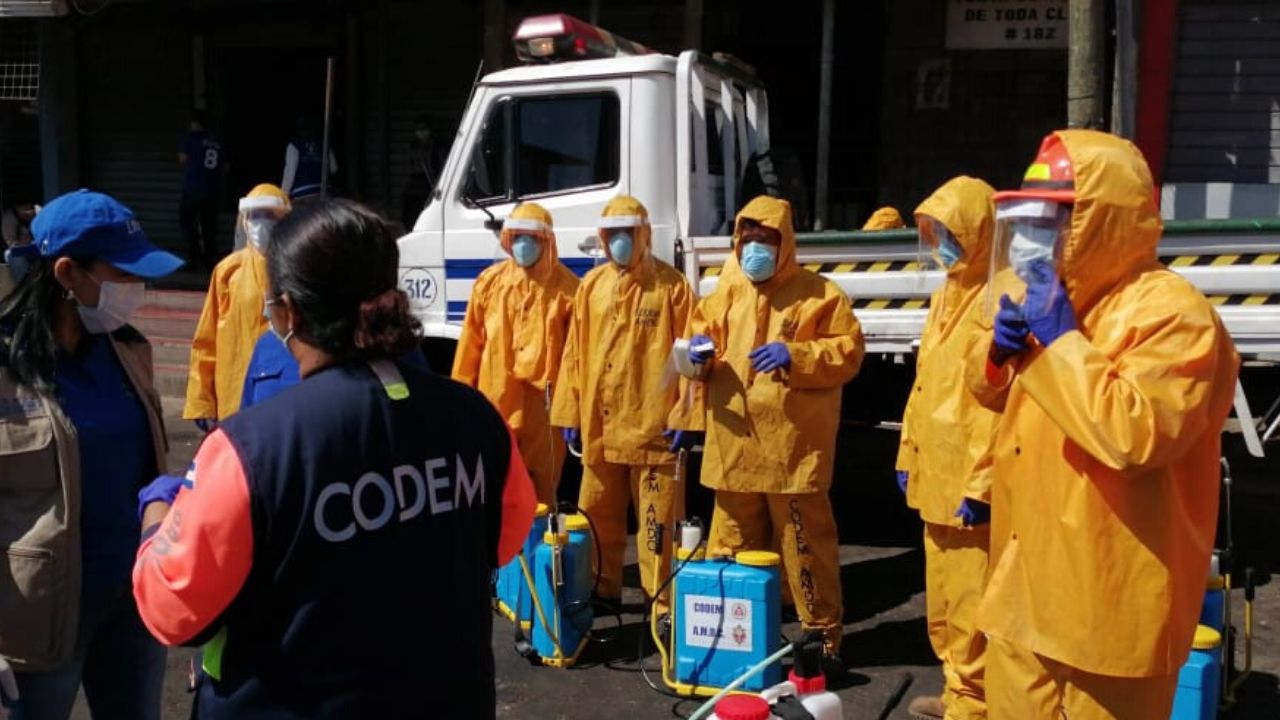 Coronavirus permite que autoridades municipales puedan limpiar mercados capitalinos