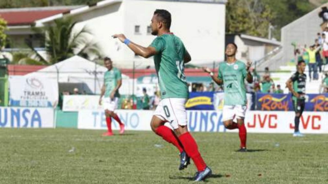 Marathón golea a Platense y se mete de nuevo a la pelea por el primer lugar