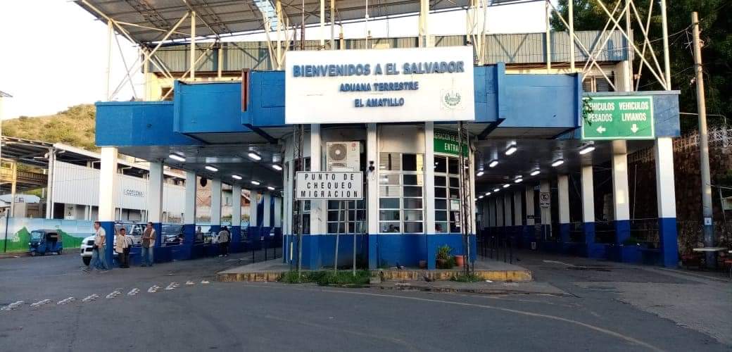 Hondureños deberán presentar su pasaporte para ingresar a El Salvador