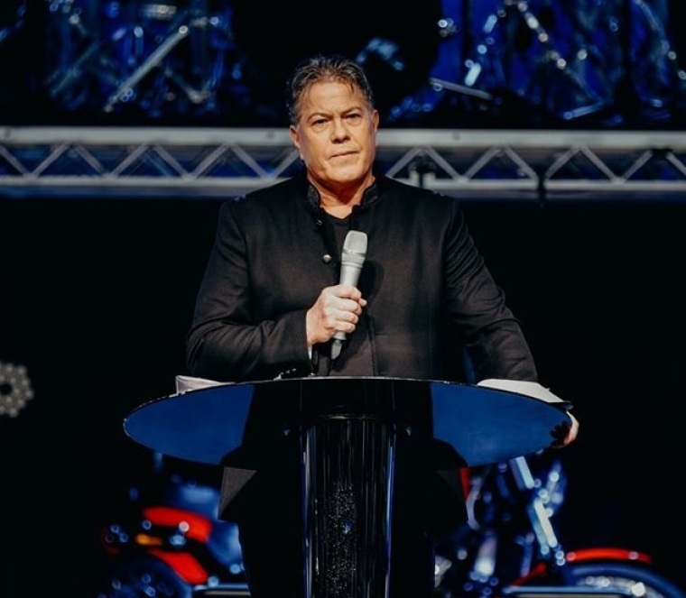 Pastor afirma que los cristianos que dan el diezmo están protegidos del coronavirus
