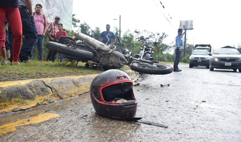 Imagen de Hombre que mató a motociclista en Honduras reclama a familiares indemnización por miles de lempiras