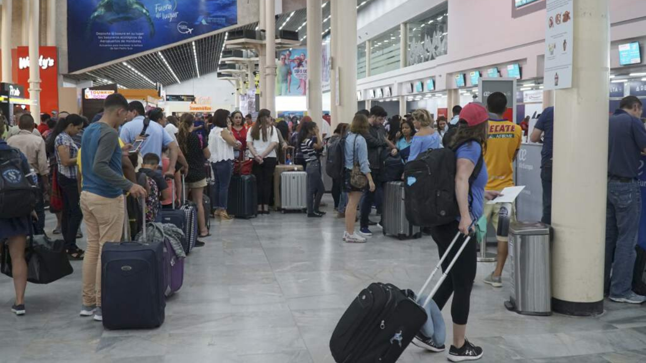 Honduras impone restricciones de acceso a los aeropuertos debido al coronavirus