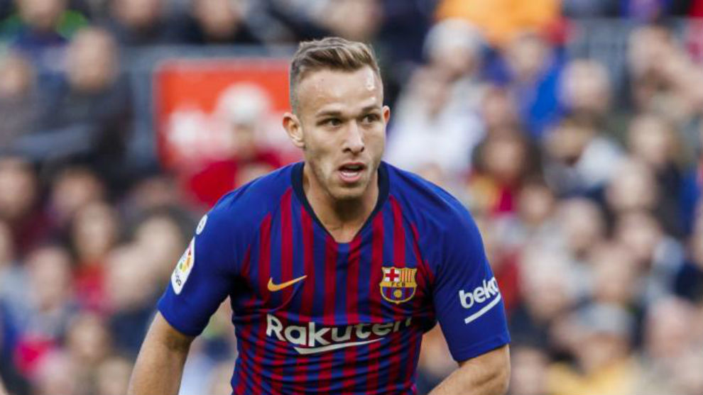 Arthur, otro futbolista de cristal
