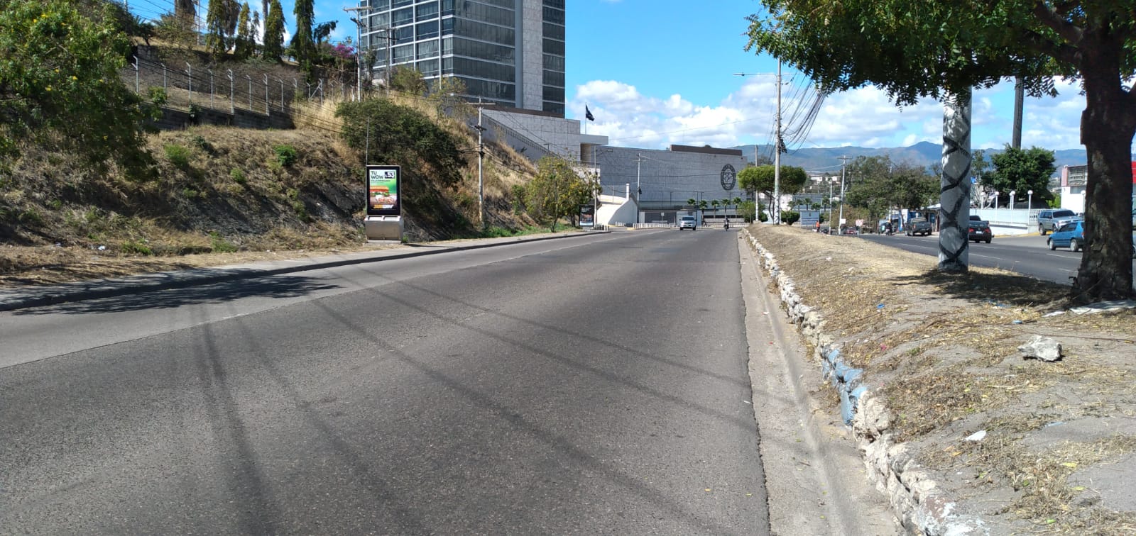 Calles desoladas por el toque de queda en la capital hondureña