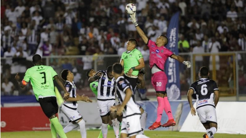 Panamá canceló el torneo Apertura