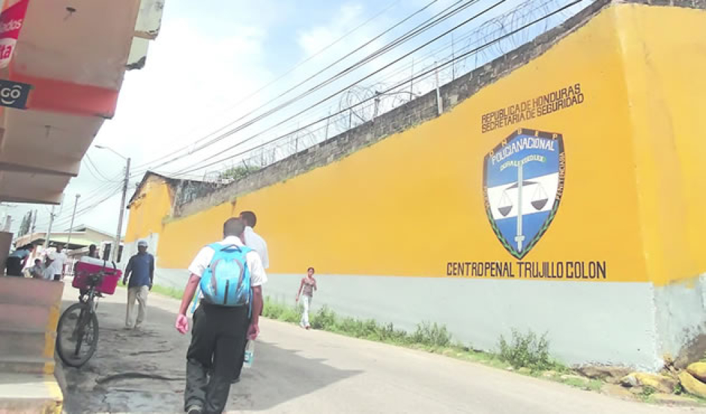 Privado de libertad muere tras recibir una descarga eléctrica cuando reparaba un ventilador en la cárcel de Trujillo, Colón
