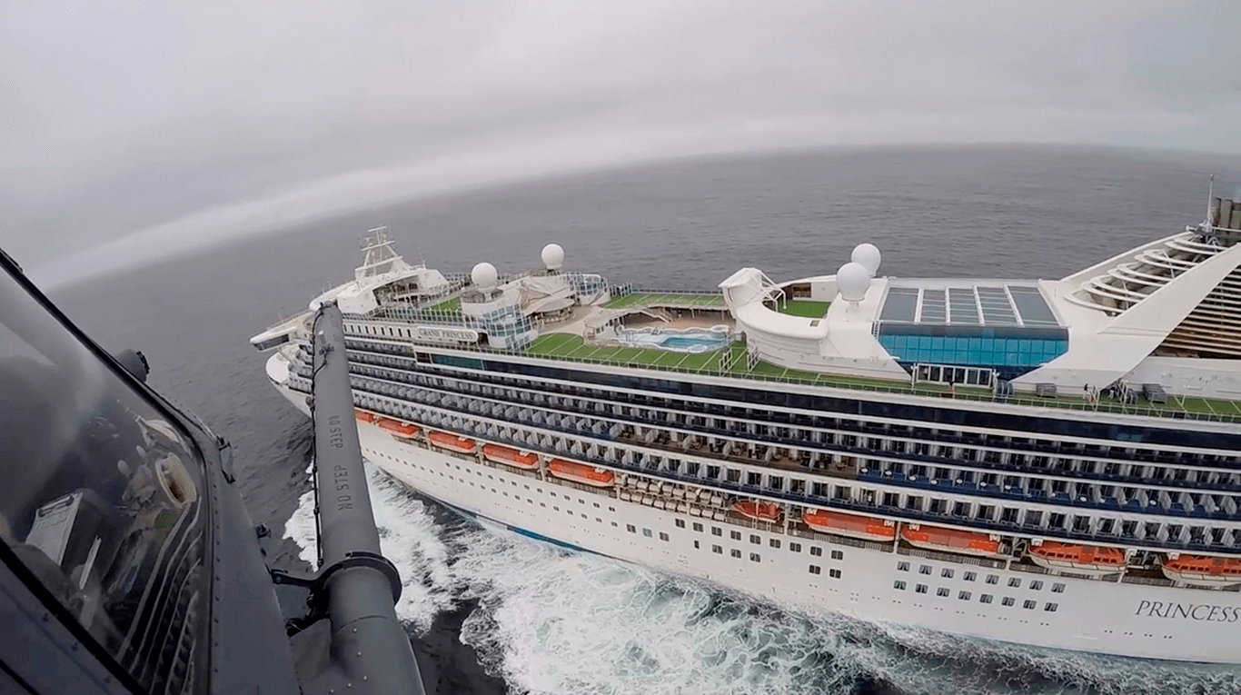 Más de 20 pasajeros en crucero varado en EEUU infectados con coronavirus