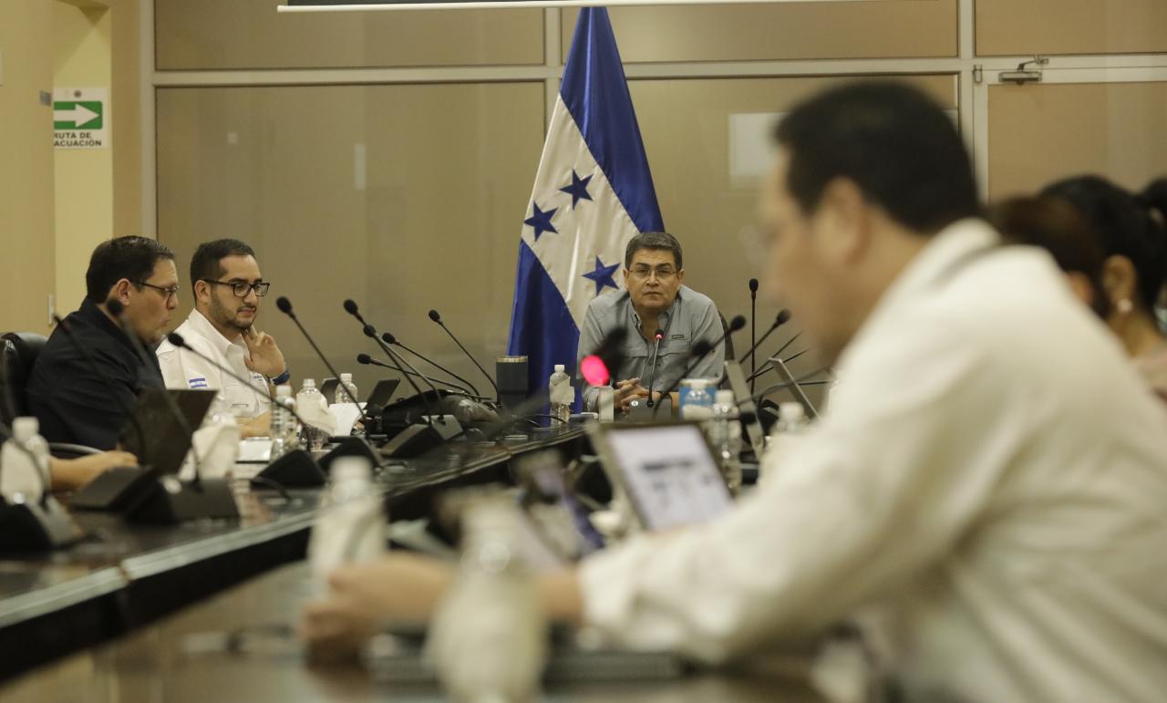 Presidente Hernández anuncia plan de rescate económico ante crisis por coronavirus en Honduras