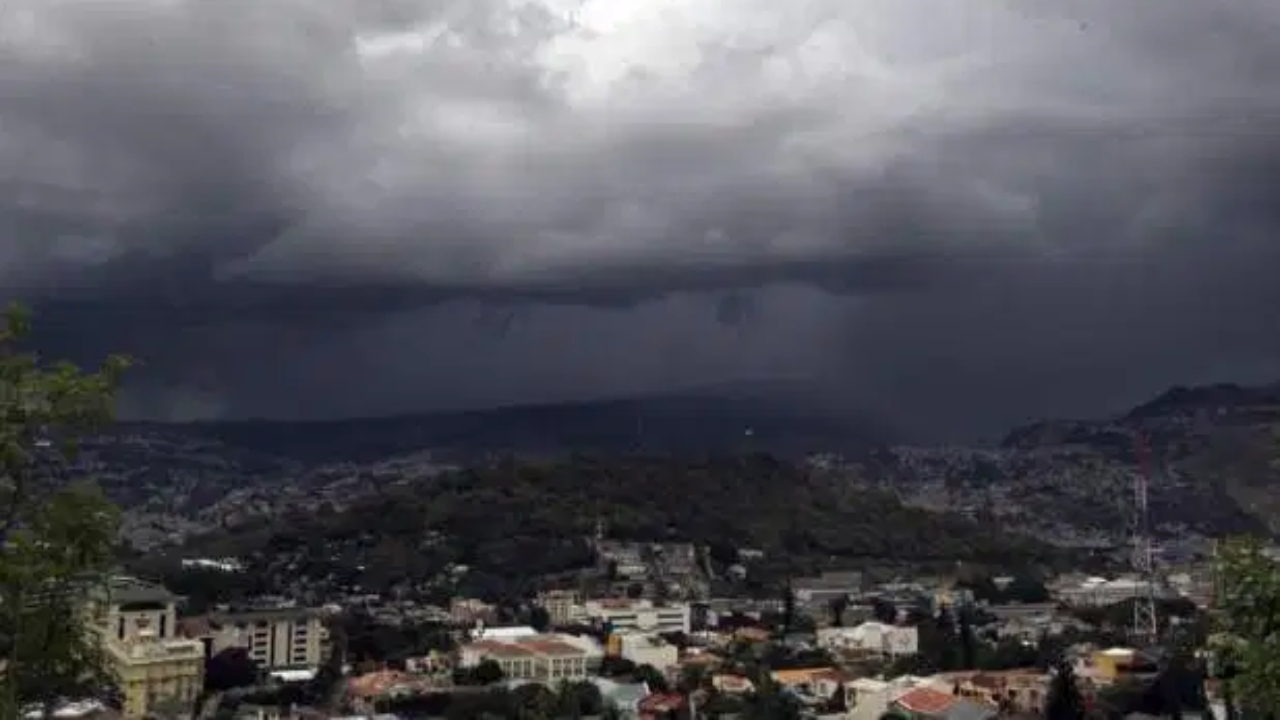 Pronostican lluvias para el domingo en la región norte, centro y oriente de Honduras