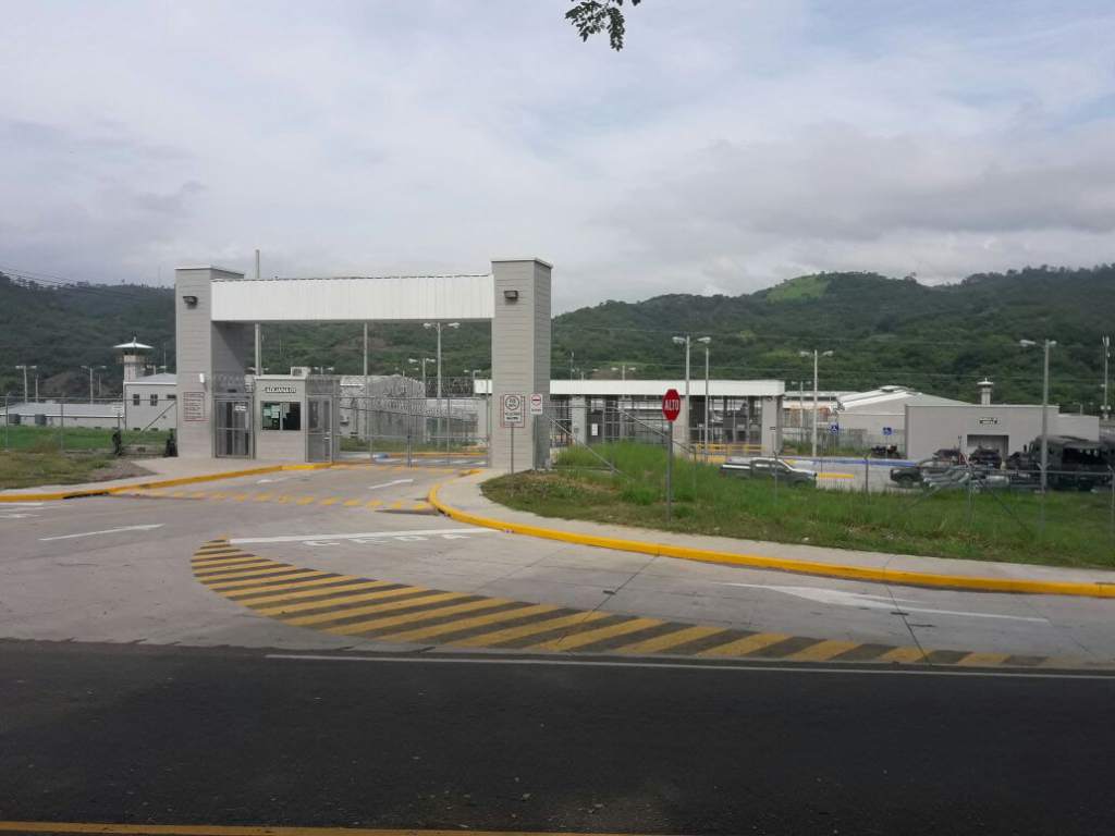 Hasta un 20% de los reos de "El pozo" podrían estar contagiados con covid-19