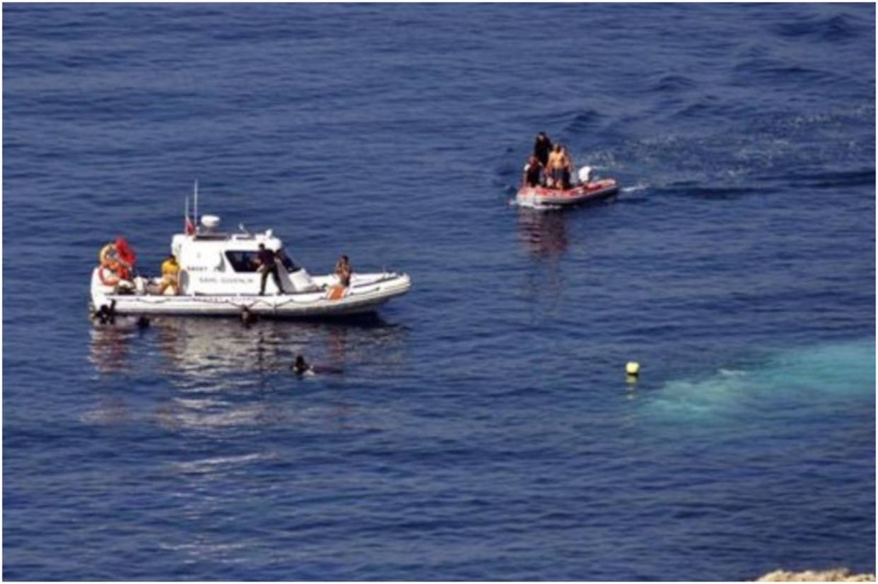 Desaparece joven en aguas de Islas de la Bahía