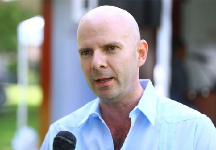 Pedro Barquero: “se nos viene encima un tsunami en la economía”