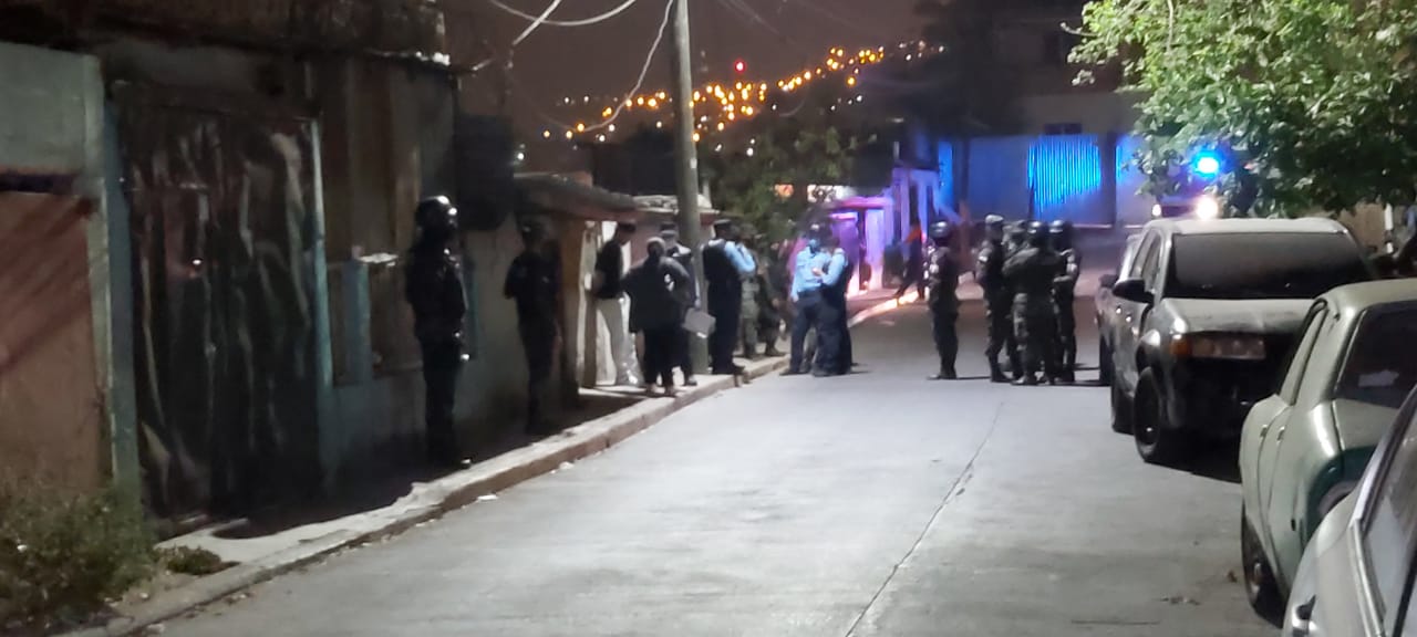 Dos muertos deja enfrentamiento en la colonia Flor del Campo de la capital