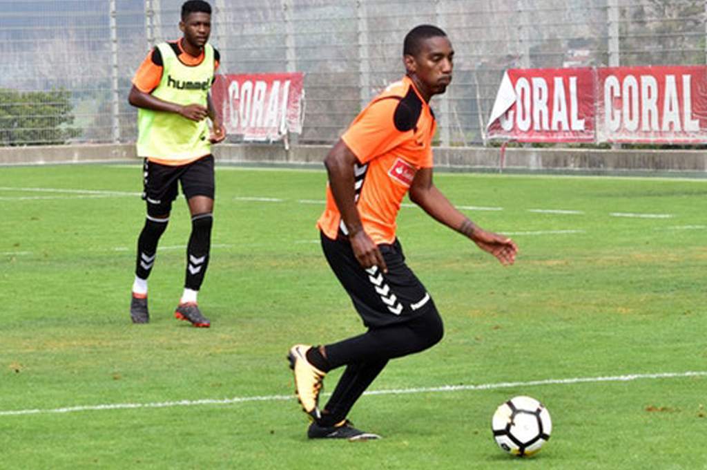 Bryan Róchez y el Nacional de Portugal vuelven a los entrenamientos