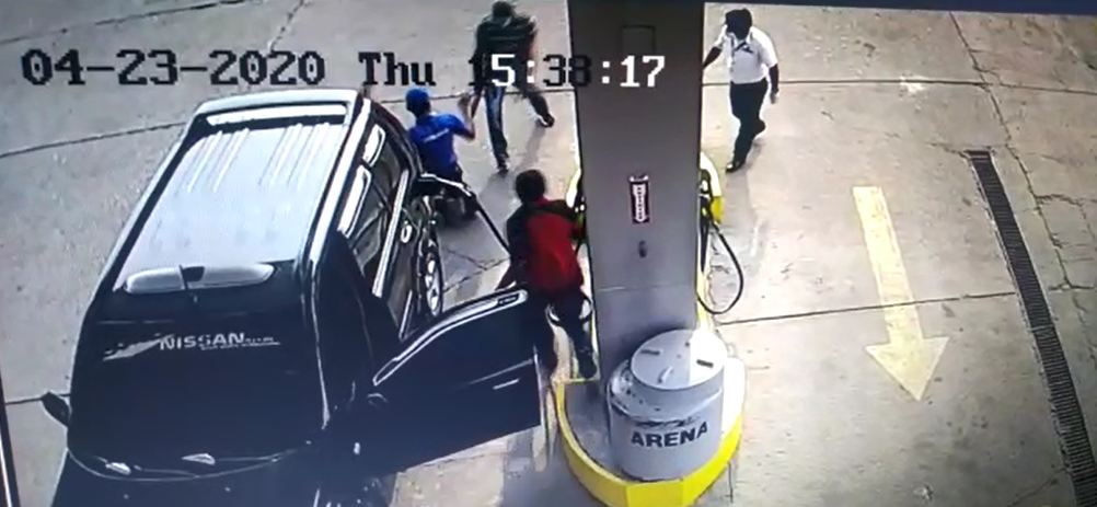 Dos hombres asaltaron gasolinera de Tegucigalpa y todo quedó grabado
