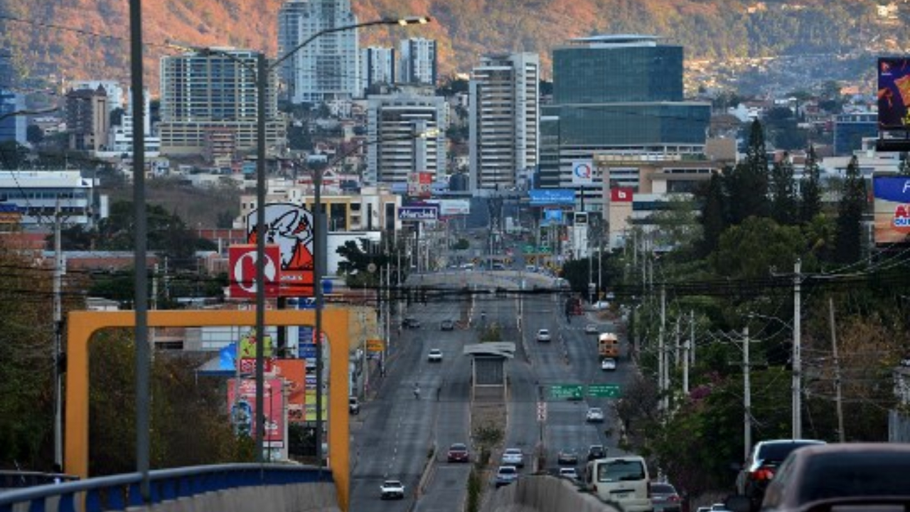 Sector empresarial espera que gobierno permita la apertura generalizada de la economía en el corto plazo