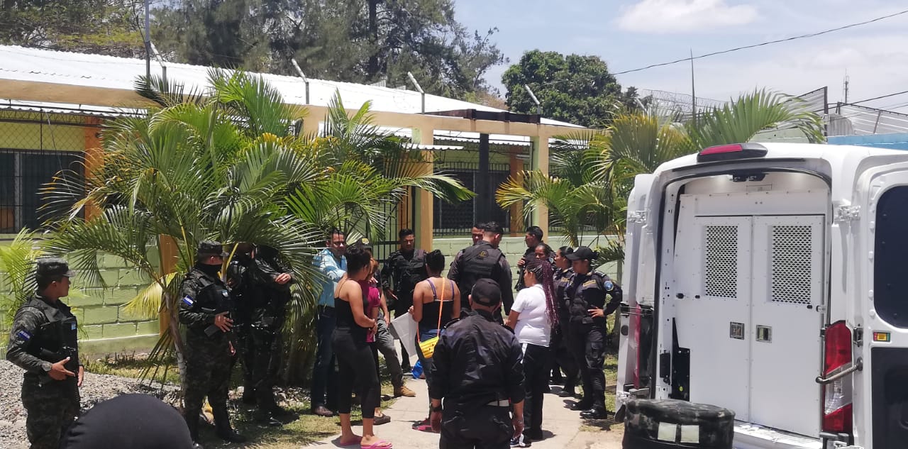 Se confirma la muerte de seis privadas de libertad en amotinamiento al interior de la cárcel de mujeres en Támara