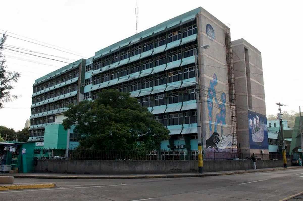 Hospital Escuela: 13 empleados contagiados por covid-19 y cinco bajo sospechas del virus