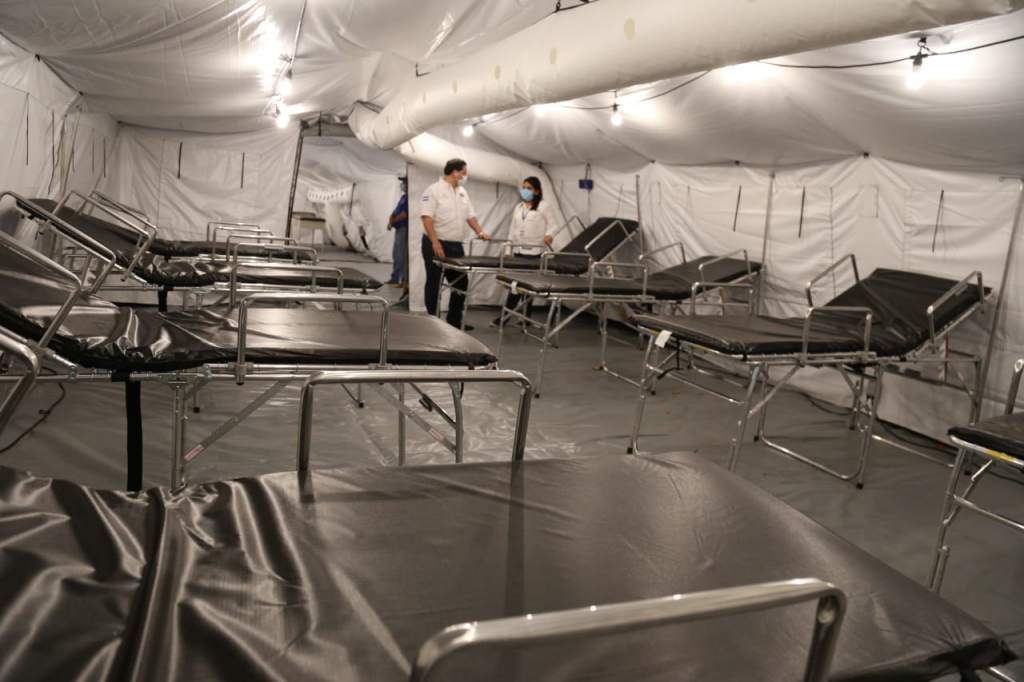 Imagen de La Cruz Roja Hondureña se desliga de la gestión de los hospitales móviles