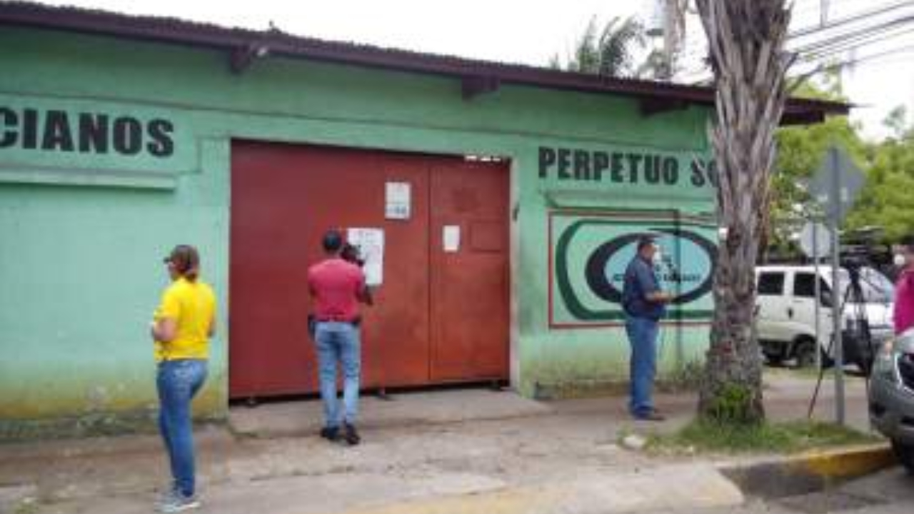 Armando Calidonio: Muerte de adultos mayores en asilo Perpetuo Socorro no fue por covid-19