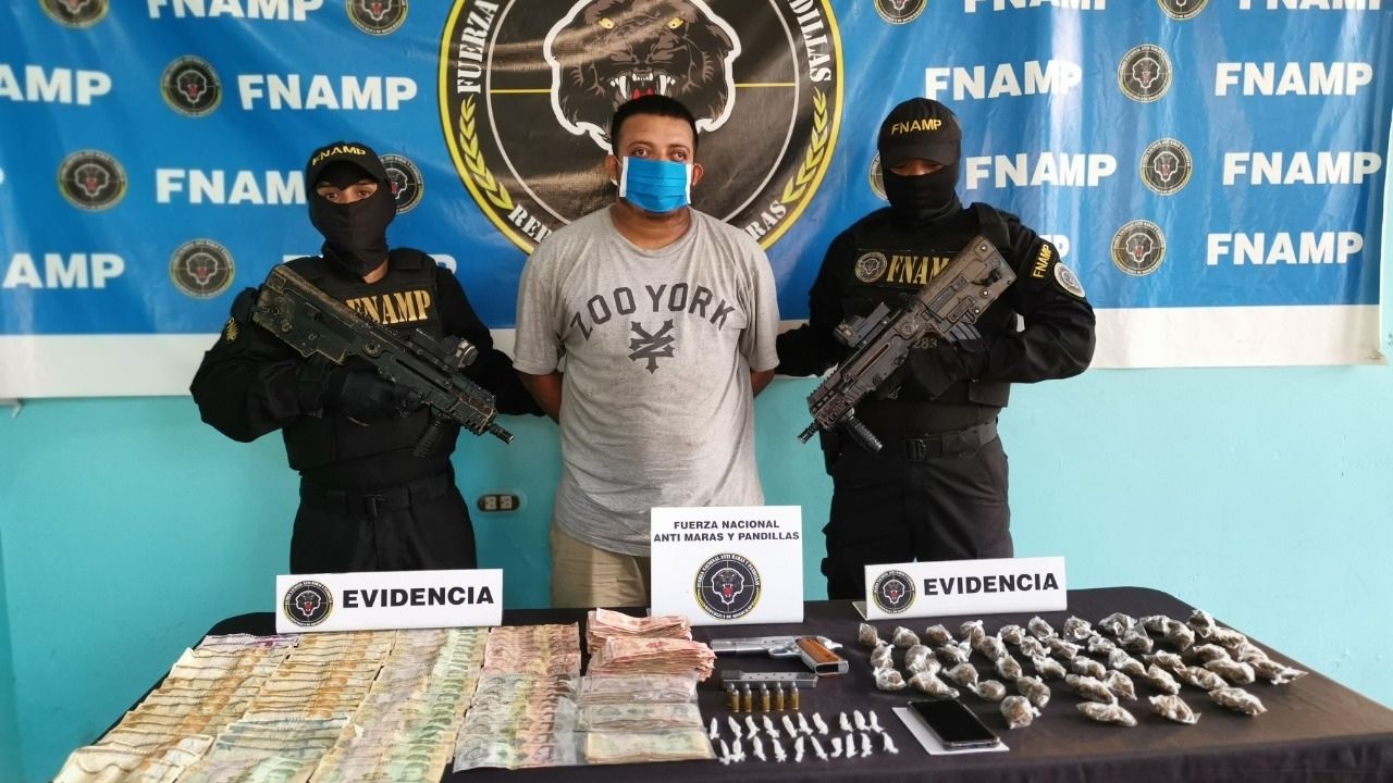 Desarticulan punto de venta de drogas ubicado en taller de vehículos en La Ceiba