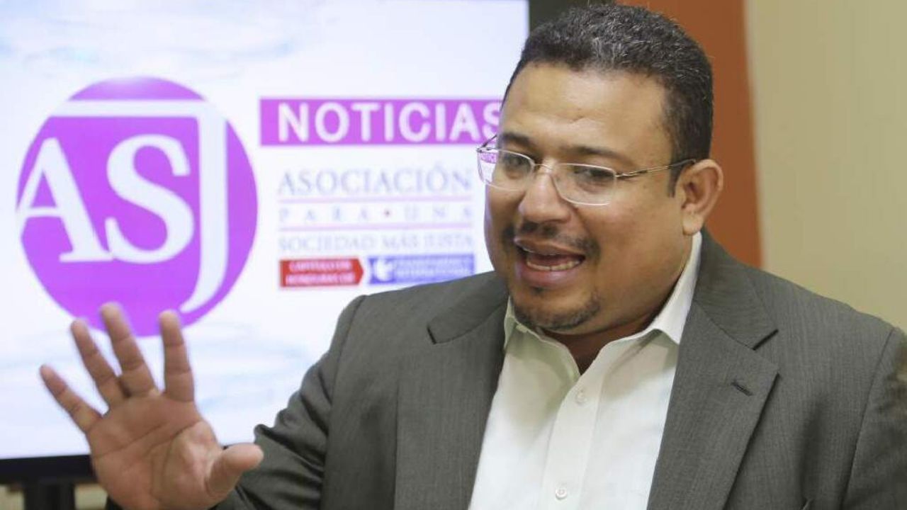 Omar Rivera: No basta con que rueden cabezas para acabar con la corrupción