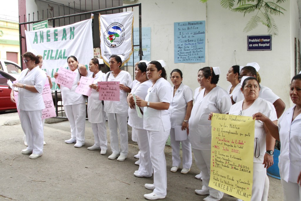 A 270 asciende cifra de enfermeras auxiliares contagiadas de covid-19 en Honduras