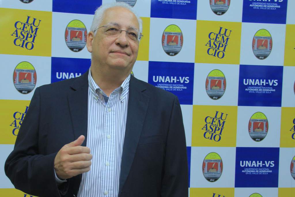 "No hay ni habrá un medicamento milagroso para el covid-19", dice el rector de la UNAH
