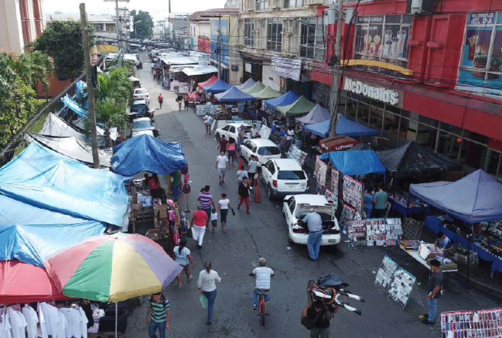 Unas 20 mil personas andan en las calles de San Pedro Sula sin saber que portan el coronavirus, alerta Umaña