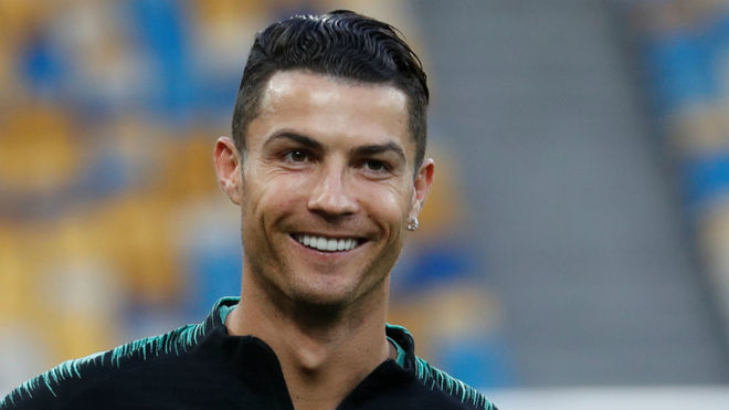 ¿Cuántos millones de dólares ganó Cristiano Ronaldo con sus últimos posteos en Instagram?