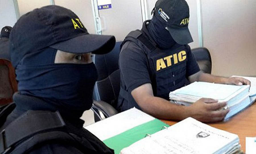 ATIC secuestra documentos en Invest-H, Secretaría de Salud y Finanzas por supuesta corrupción durante la pandemia en Honduras