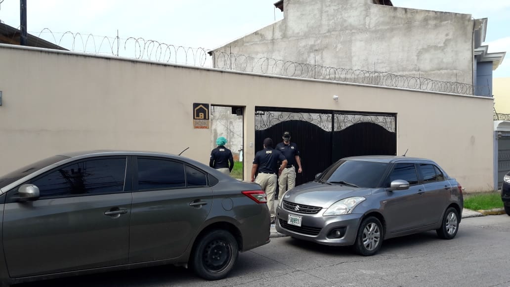 Ministerio Público allana casa de madre de Marco Bográn en investigación por “Hospitales Móviles”