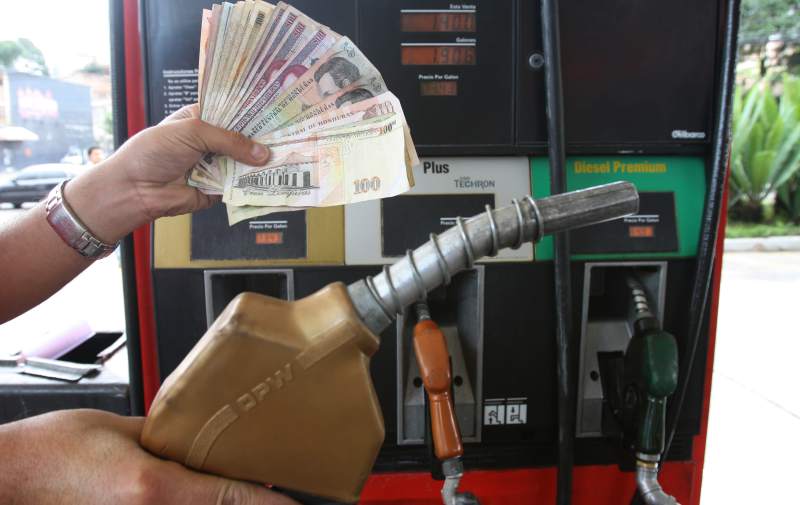Precios de los combustibles tendrán un aumento en Honduras, ¿de cuánto?