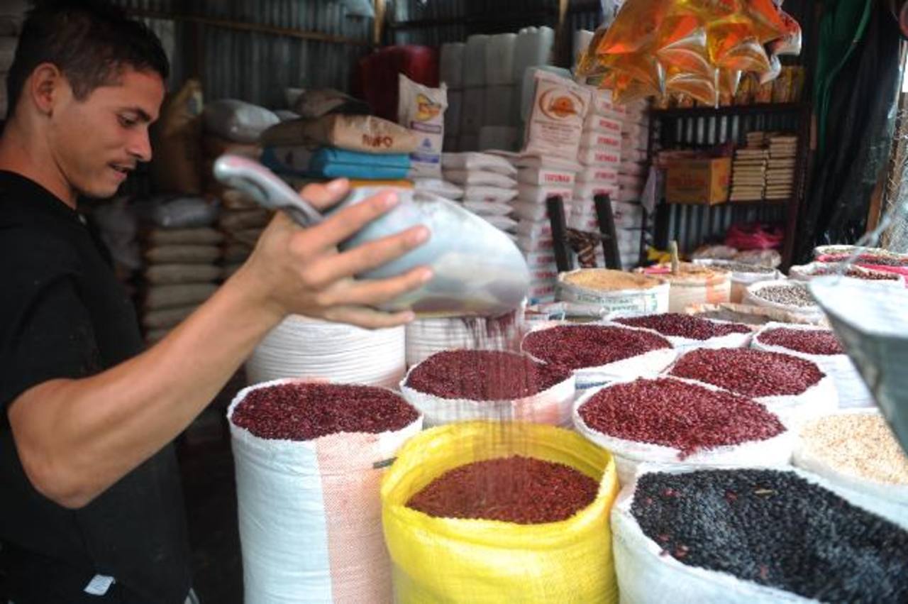 Libran a las pulperías de responsabilidad por aumento desmedido en productos básicos