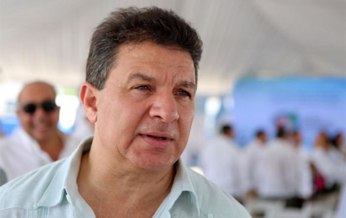 "El virus está por todos lados y no solo en la industria", asegura Jesús Canahuati ante solicitud de cierre de la economía