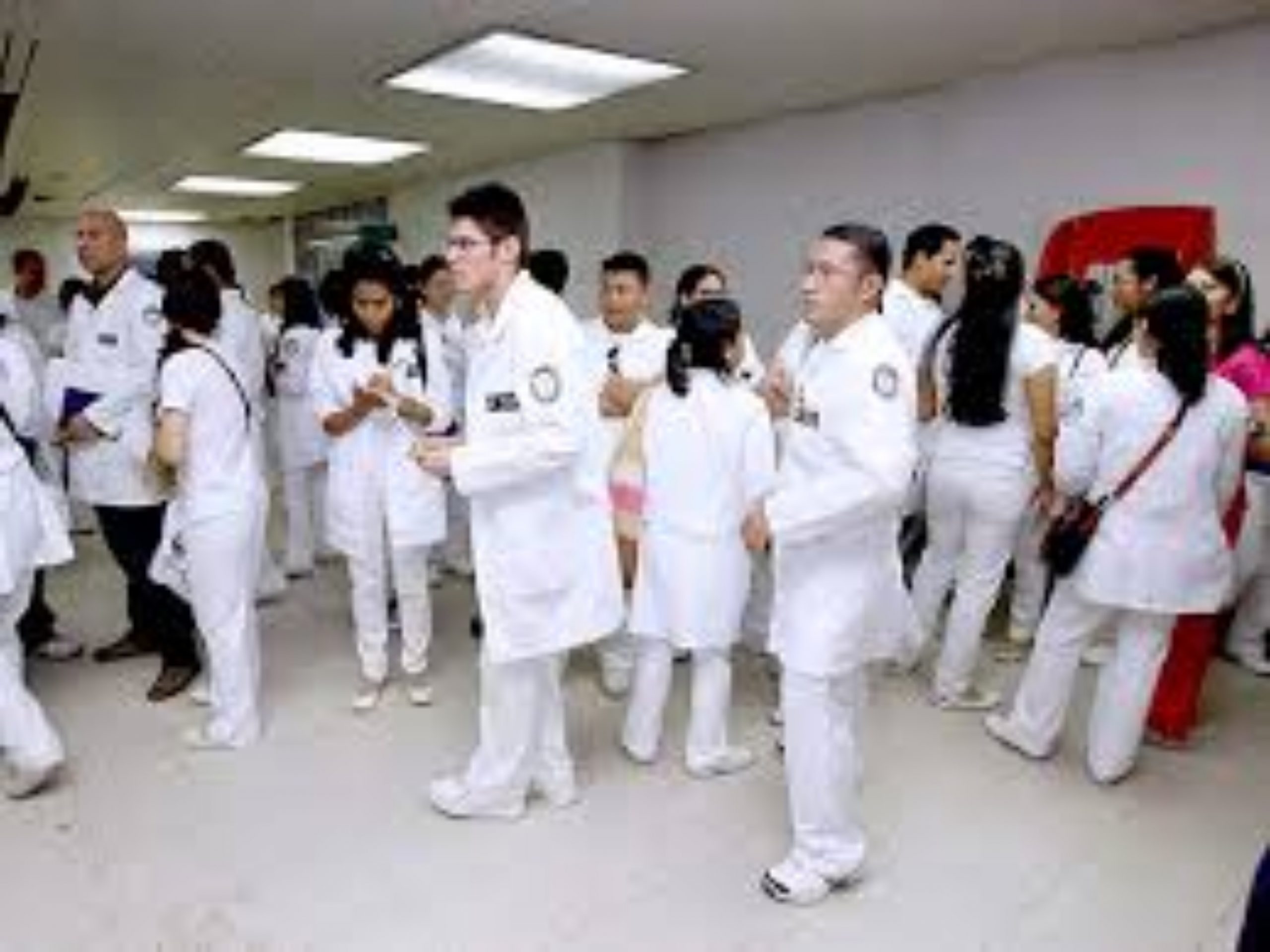 Congreso Nacional de Honduras da luz verde para la contratación de médicos recién egresados