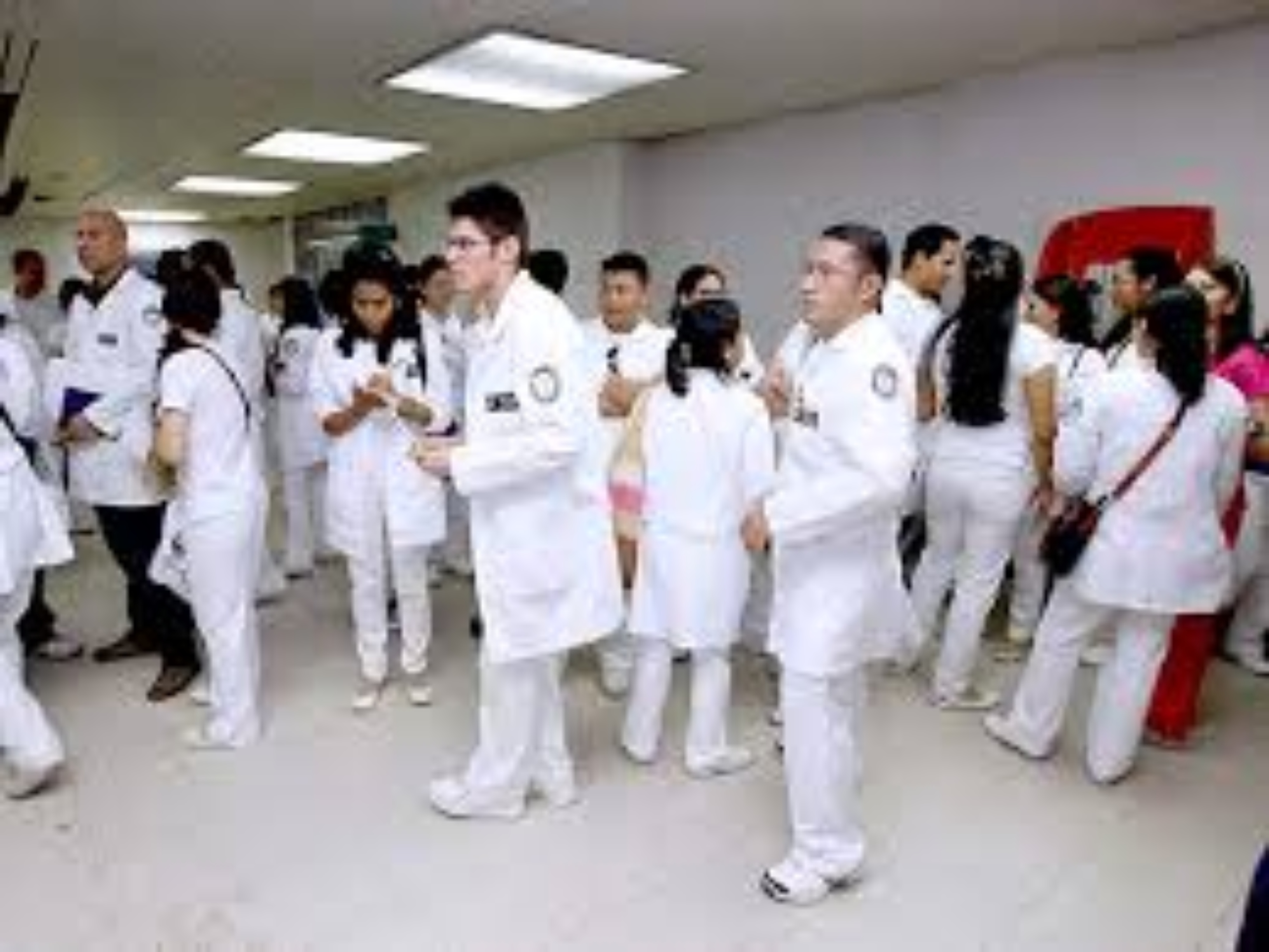 Imagen de Congreso Nacional de Honduras da luz verde para la contratación de médicos recién egresados