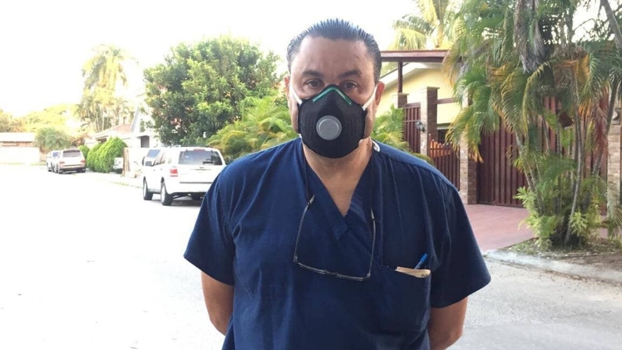 Elevar a unidades estabilizadoras los centros de triaje como primer paso para reabrir la economía, recomiendan médicos