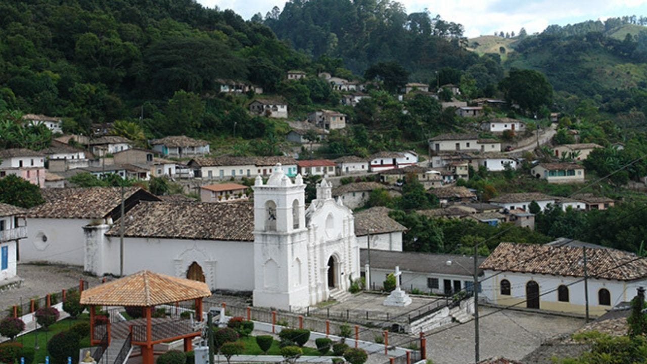 Alcalde de Cedros en contra del cierre de municipios:  "no habrá trabajo, ni alimento"